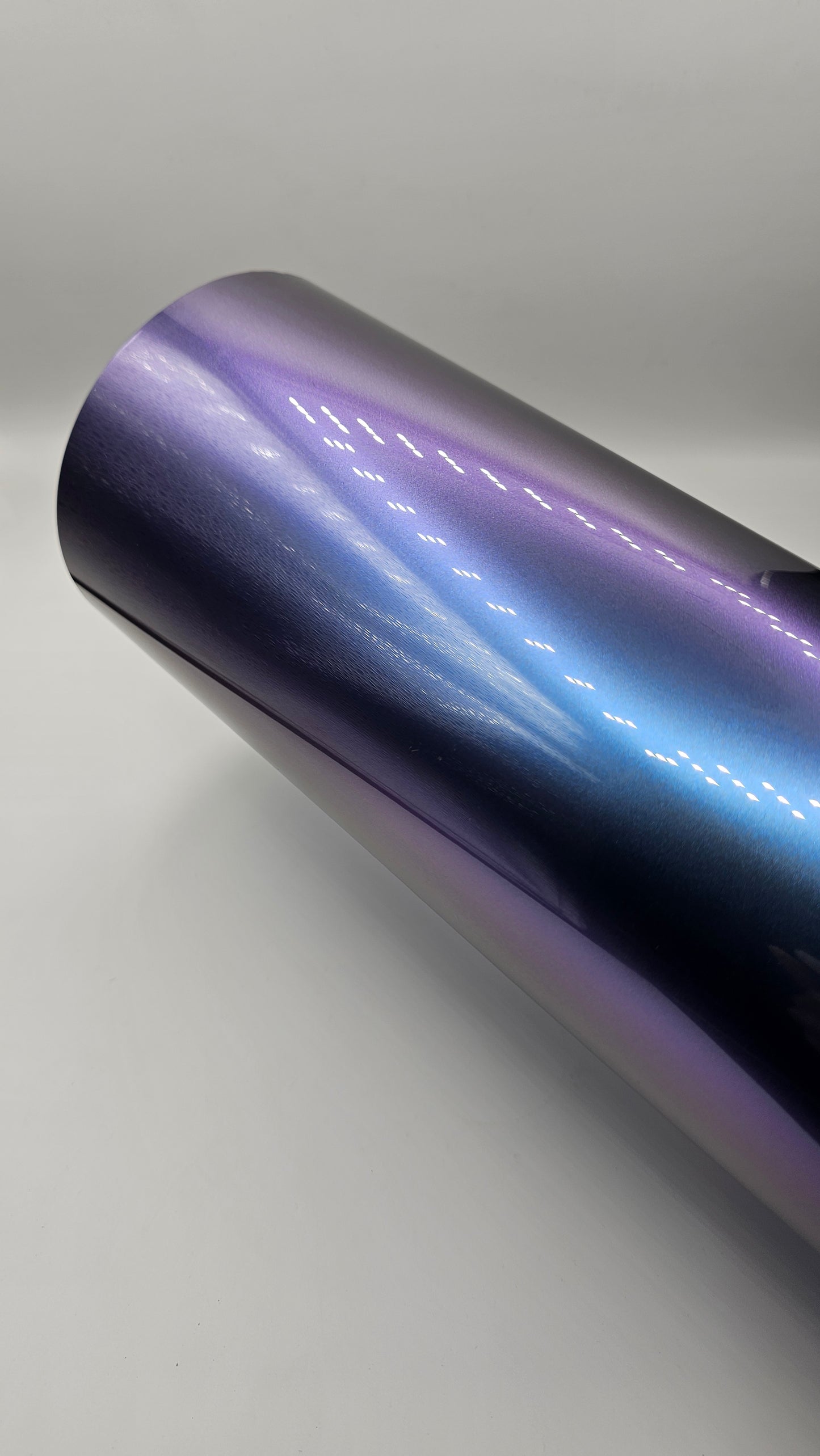 TOPSEE . WARP . Glossy