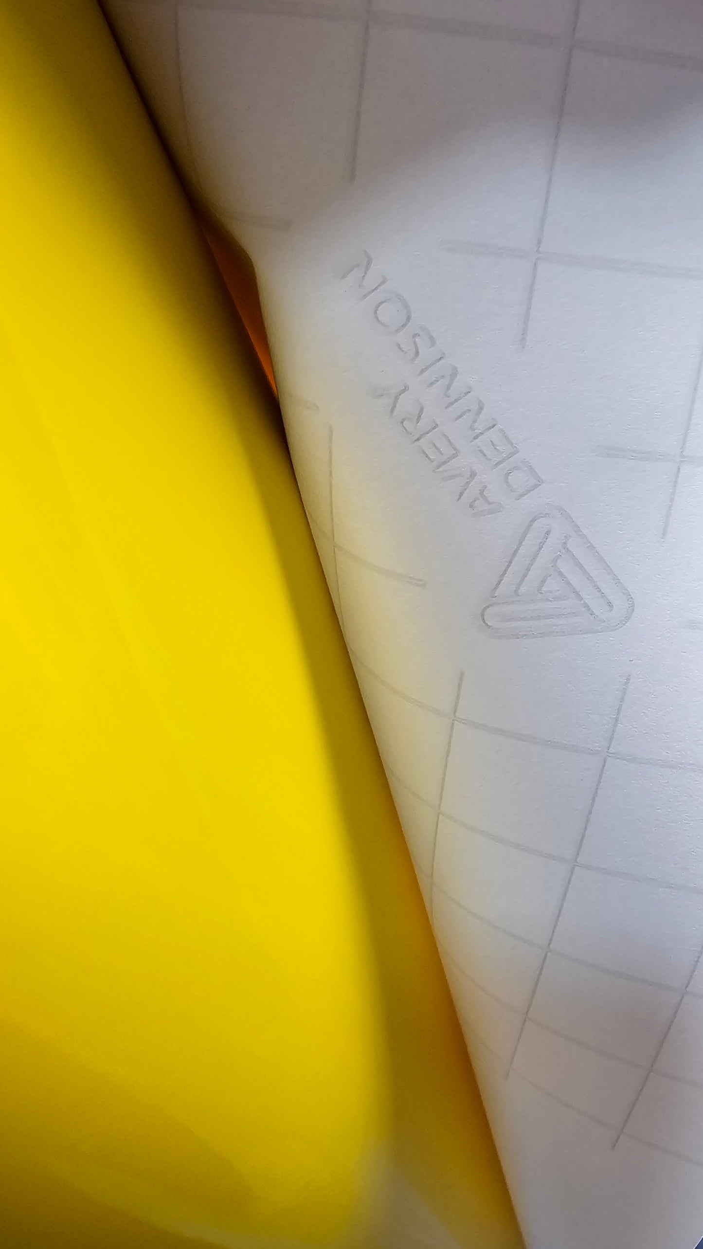 AVERY jaune . Fonci . 🇩🇪🇩🇪