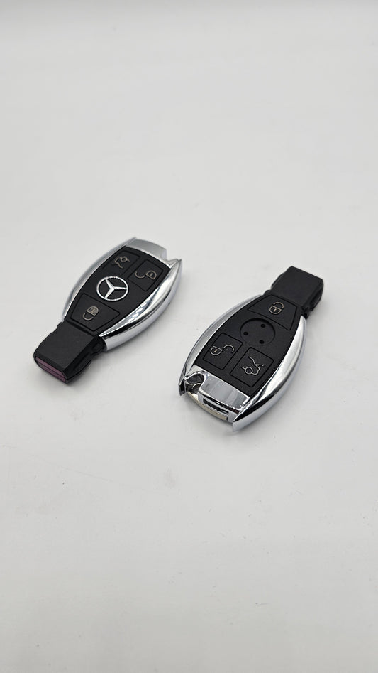 Cles . Mercedes . An