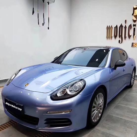 TOPSEE . WARP . GLOSSY