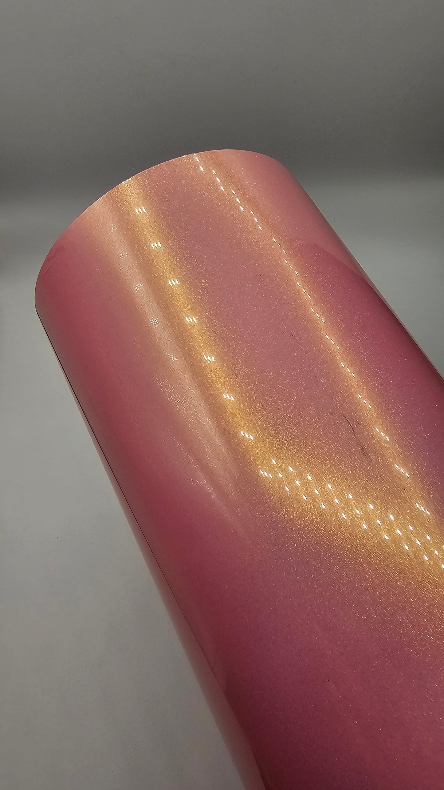 TOPSEE . WARP . GLOSSY