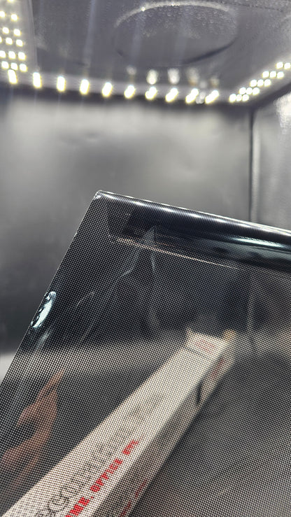 Fumi perfori . Noir . Blanc 70cm×2m