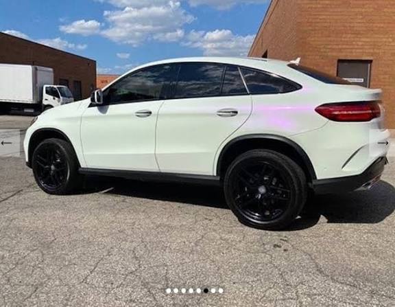 TOPSEE . WARP . Glossy .